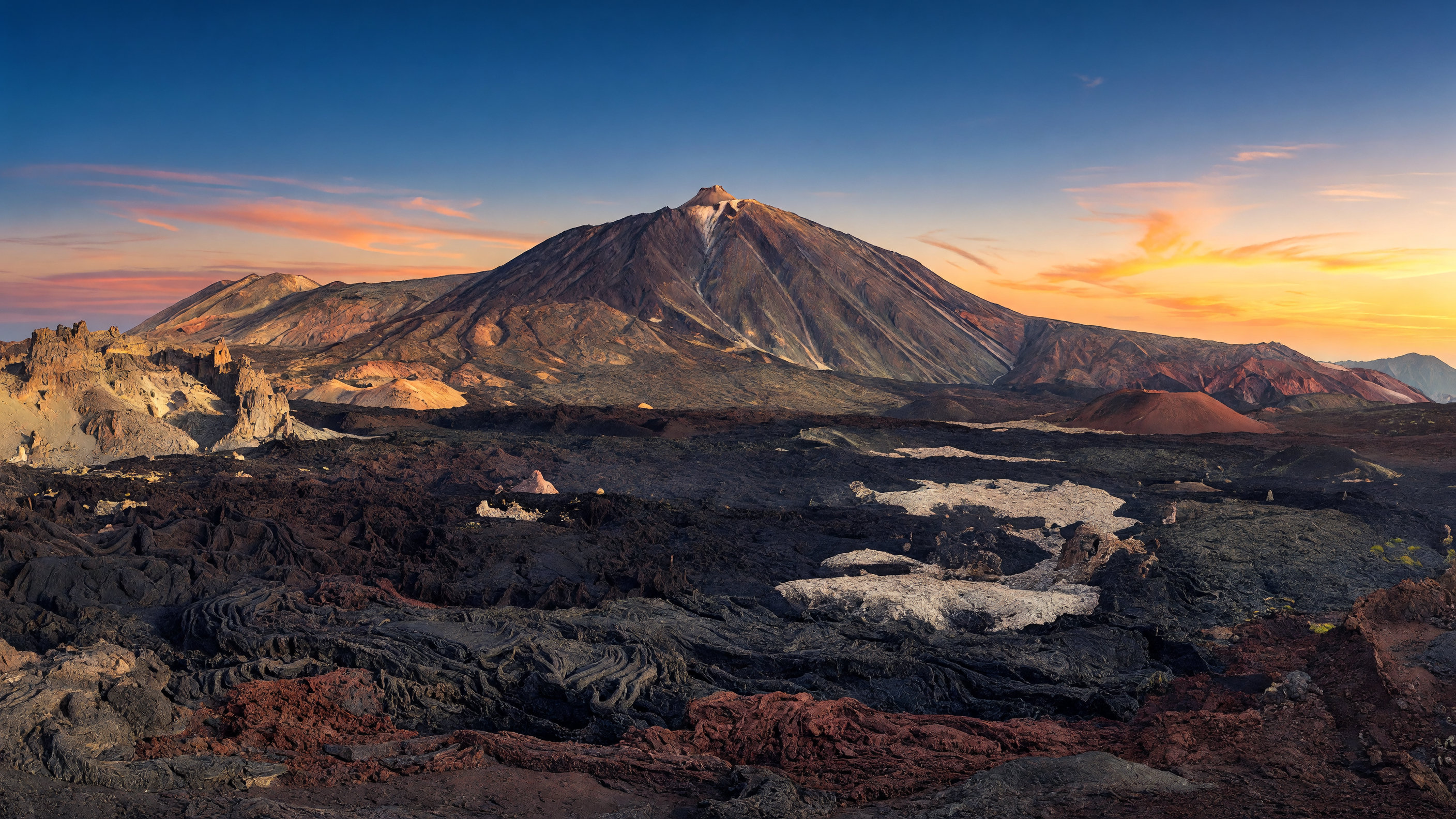Teide: paisaje volcánico al atardecer